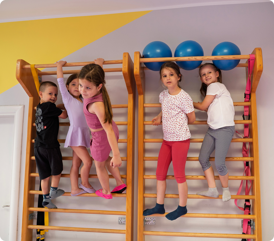 Deca na času razvojne gimnastike